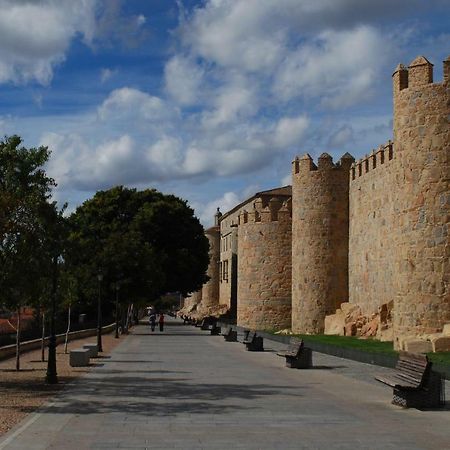 Las Covachuelas Ávila Luaran gambar