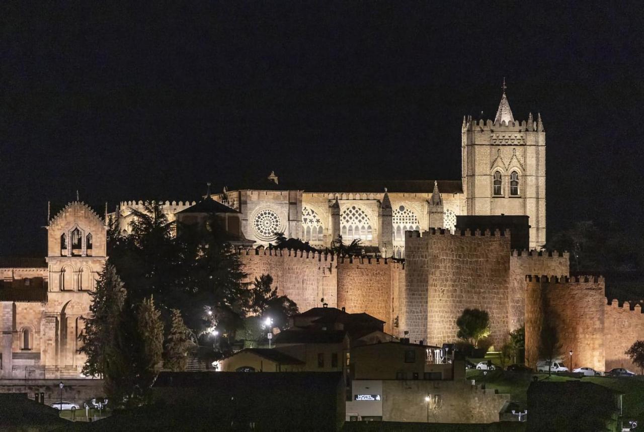Las Covachuelas Ávila Luaran gambar